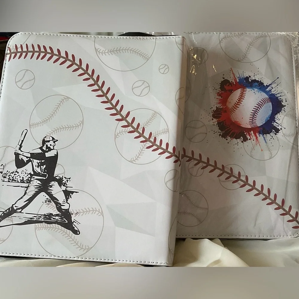 Baseball Themed Trading Card Binder.450 Card Slots Zip Around/Handle 10.5 X 13”
